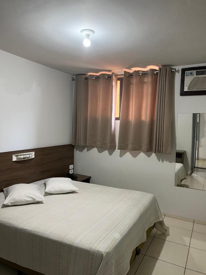 Hotel Castro Itumbiara Kültér fotó