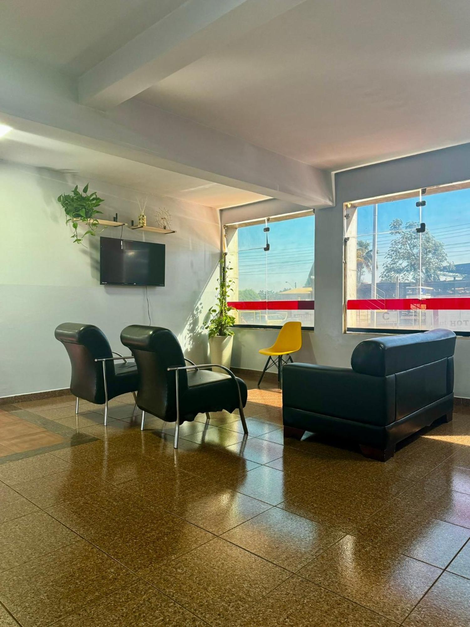 Hotel Castro Itumbiara Kültér fotó